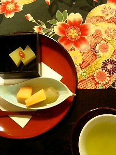 芋羊羹と果物の白ワイン餡添え.jpg