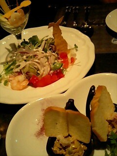 絵本のブルスケッタ・海老と野菜のカクテルサラダ.jpg