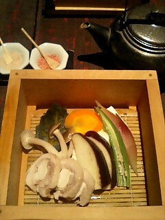 野菜と鶏肉の蒸篭蒸し.jpg