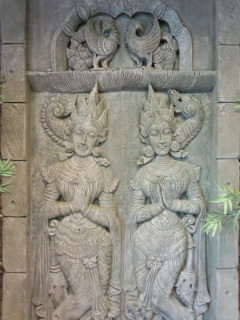 Bali 神様1.jpg