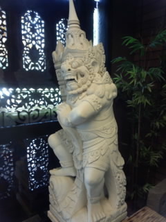 D Bali 神様5.jpg