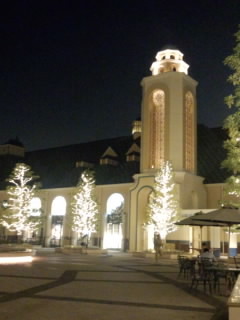 夜の広場.jpg
